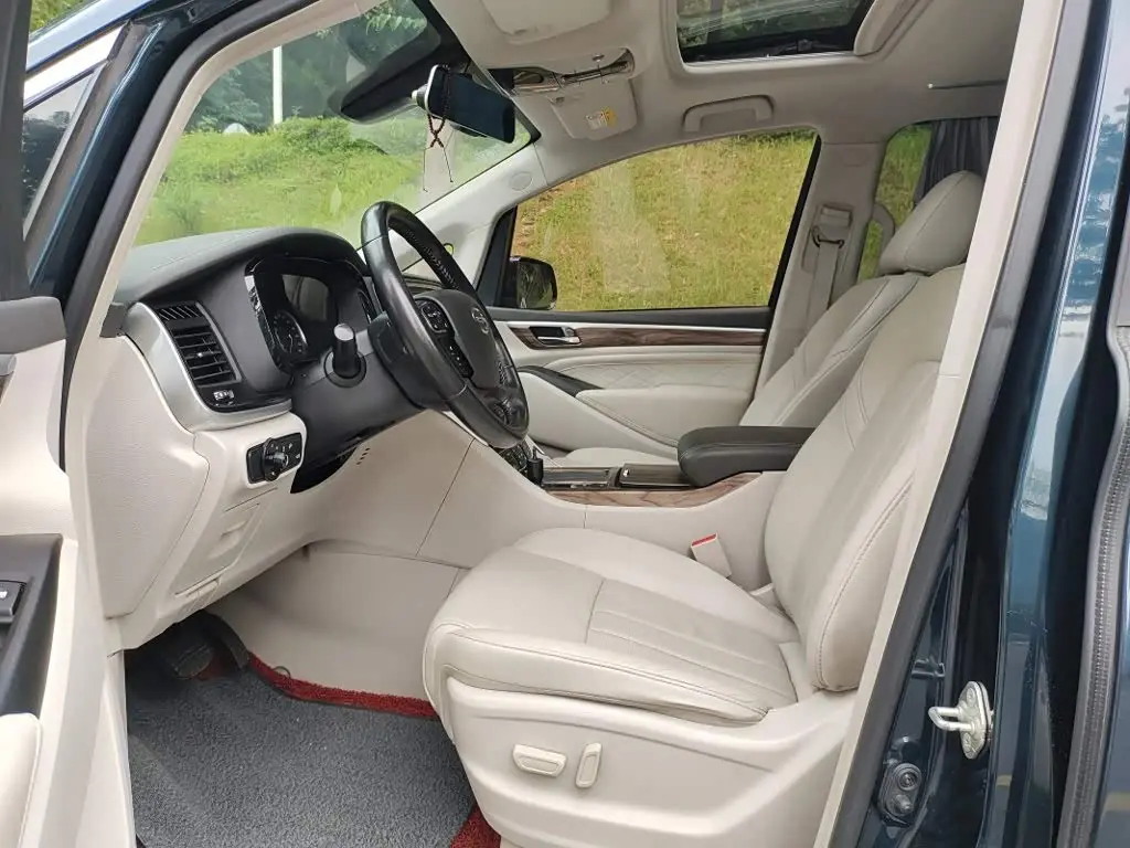 GAC Trumpchi Trumpchi M8 2019 — Фото 4/12
