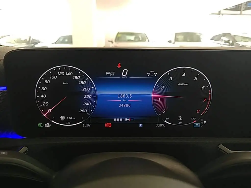 Mercedes-Benz A-Class 2024 — Фото 12/20
