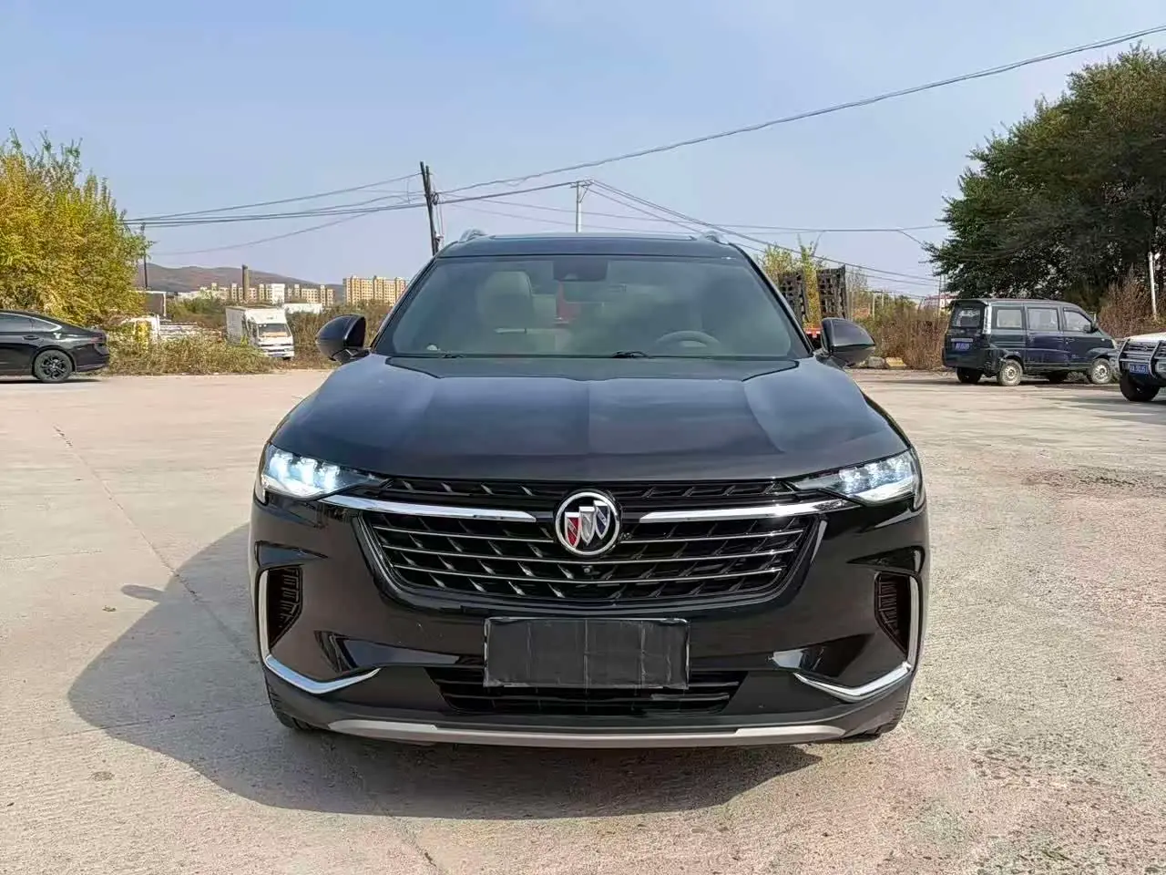 Buick Envision Plus 2023 — Фото 3/10