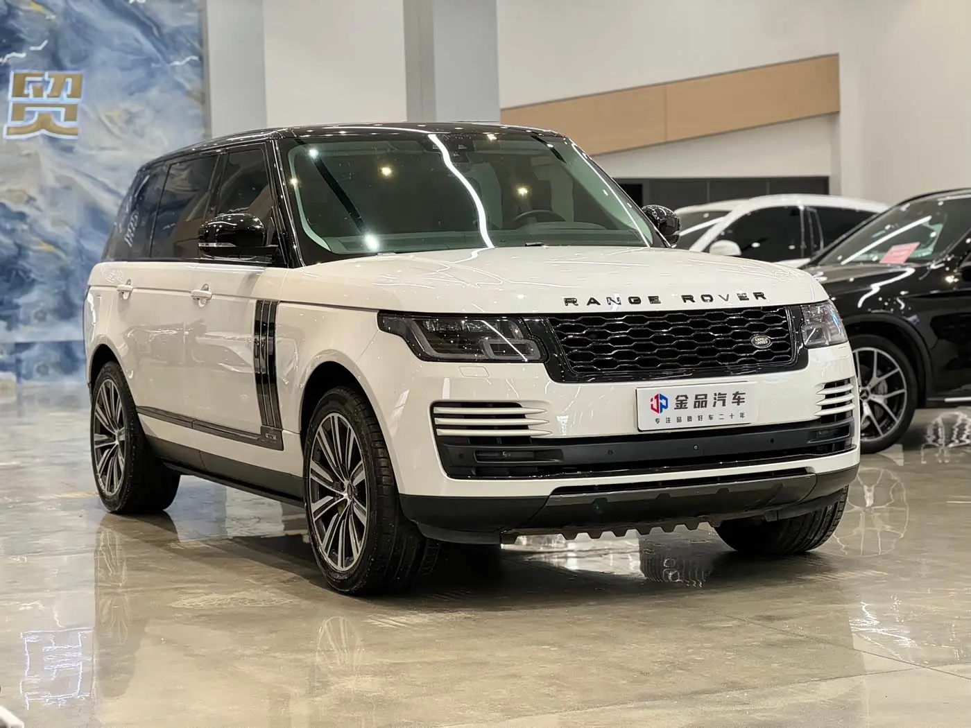 Land Rover Range Rover 2019 — Photo 3/14