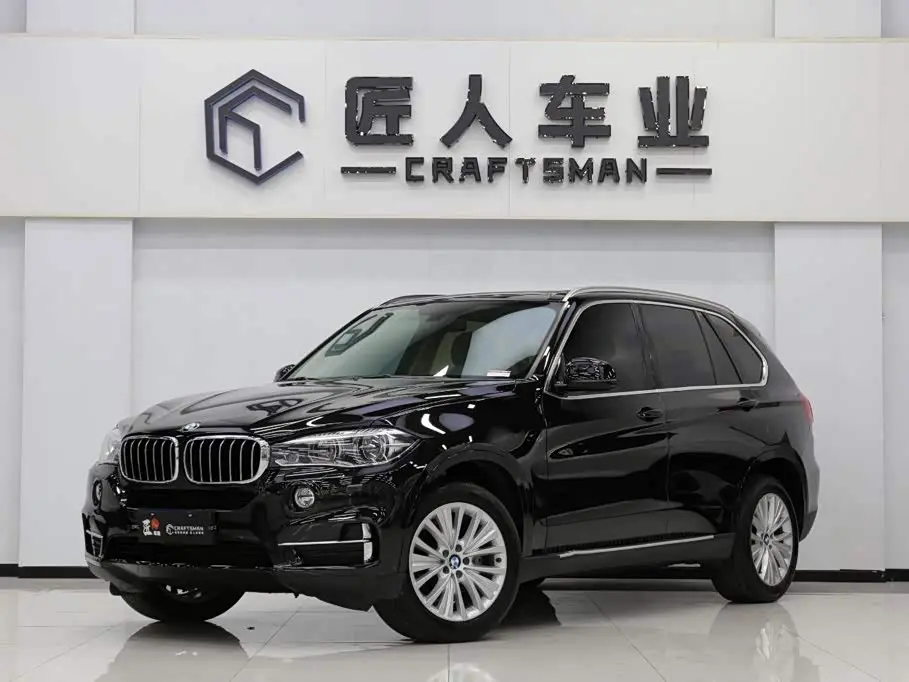 BMW X5 2017 — Фото 1/20