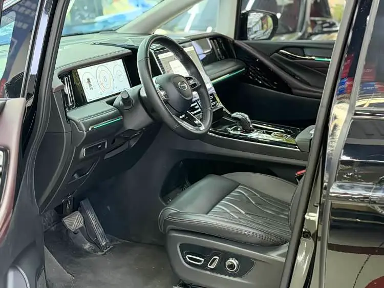 GAC Trumpchi Trumpchi M8 2024 — Şəkil 8/20