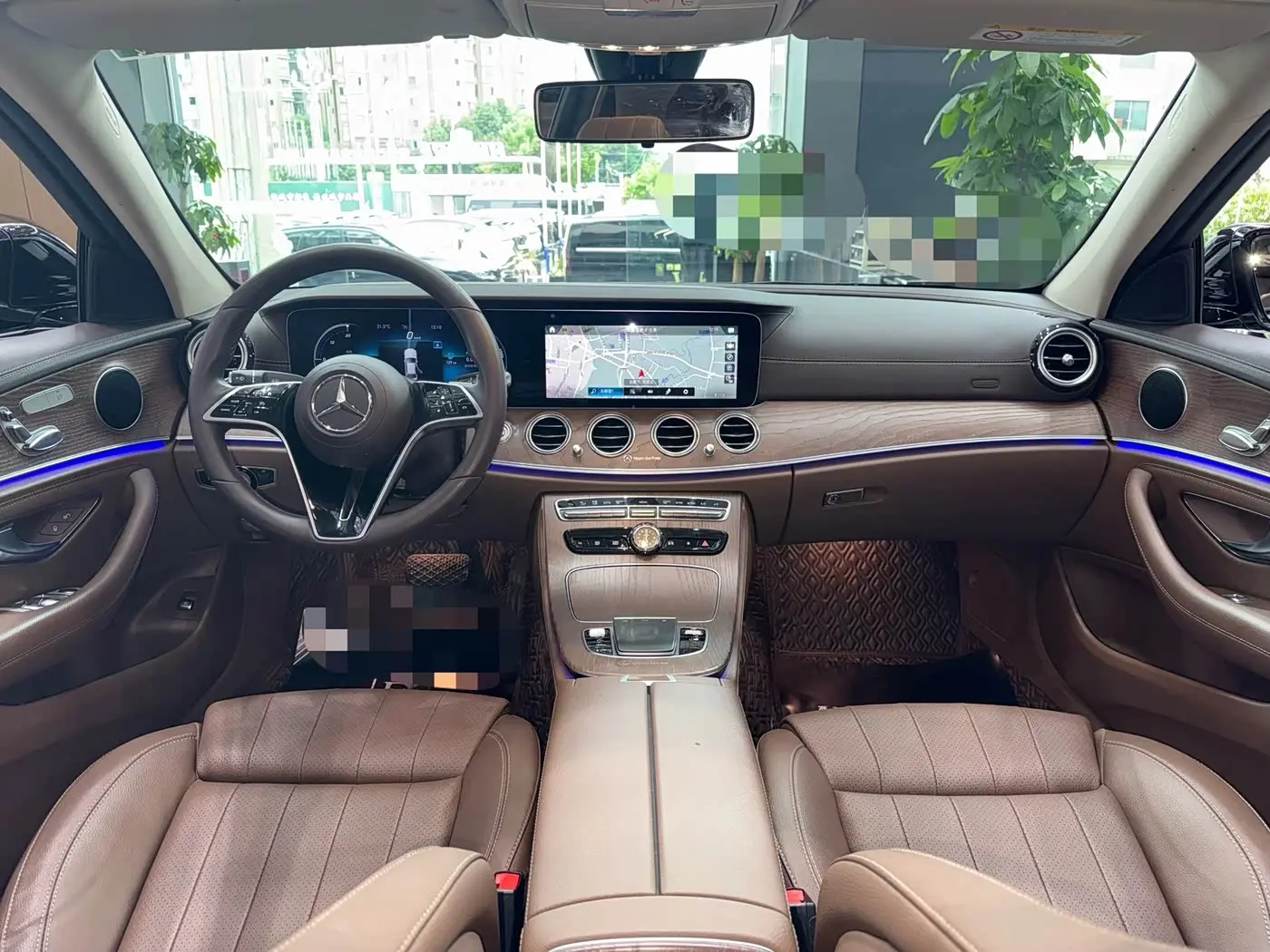Mercedes-Benz E-Class 2021 — Photo 3/8