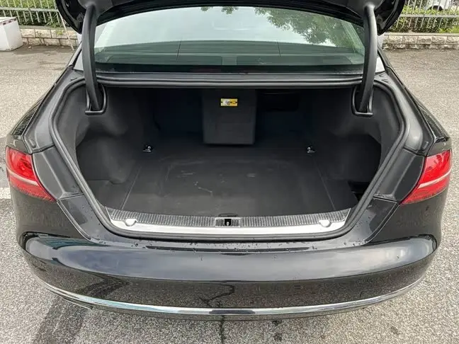 Audi A8 2016 — Photo 8/10