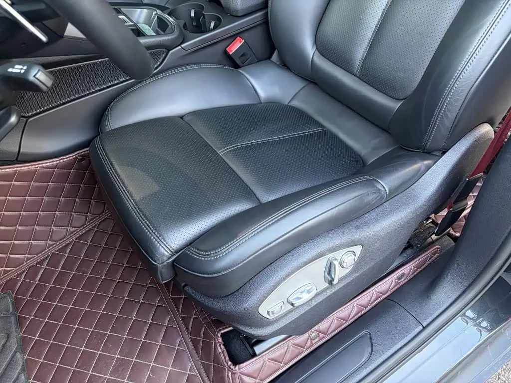 Porsche Macan 2024 — Photo 9/20