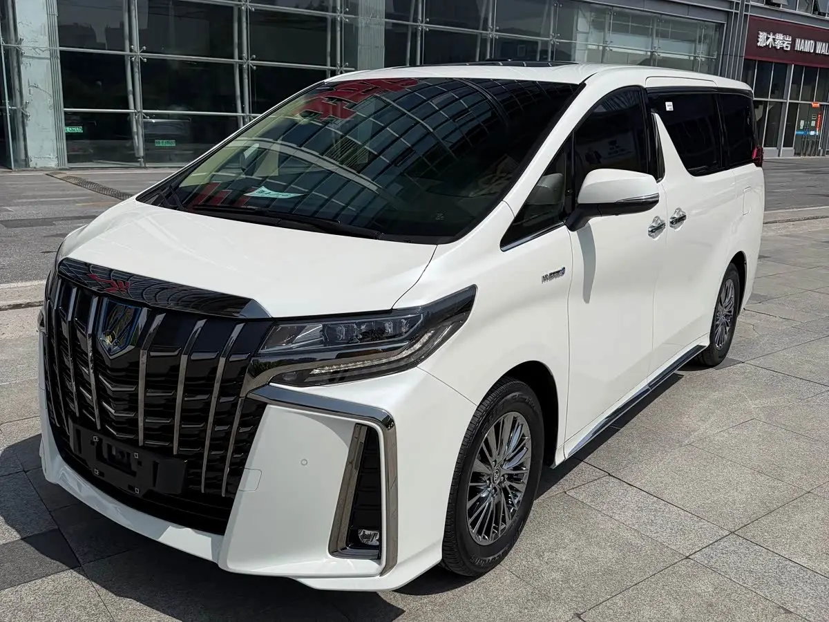 Toyota Alphard 2023 — Şəkil 3/16