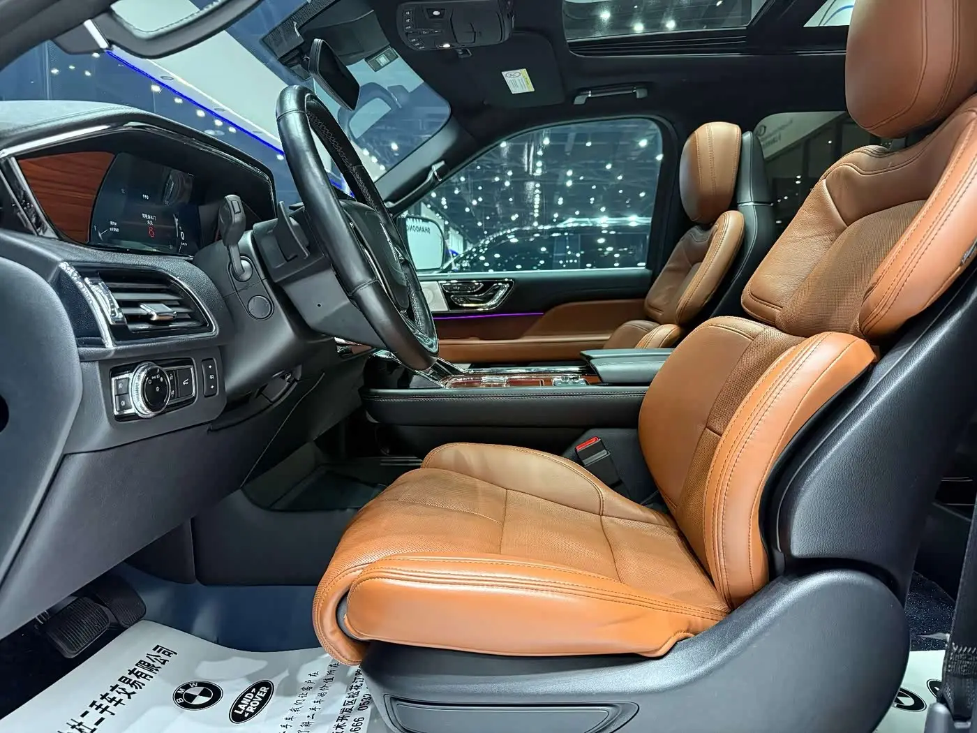 Lincoln Navigator 2022 — Şəkil 6/20