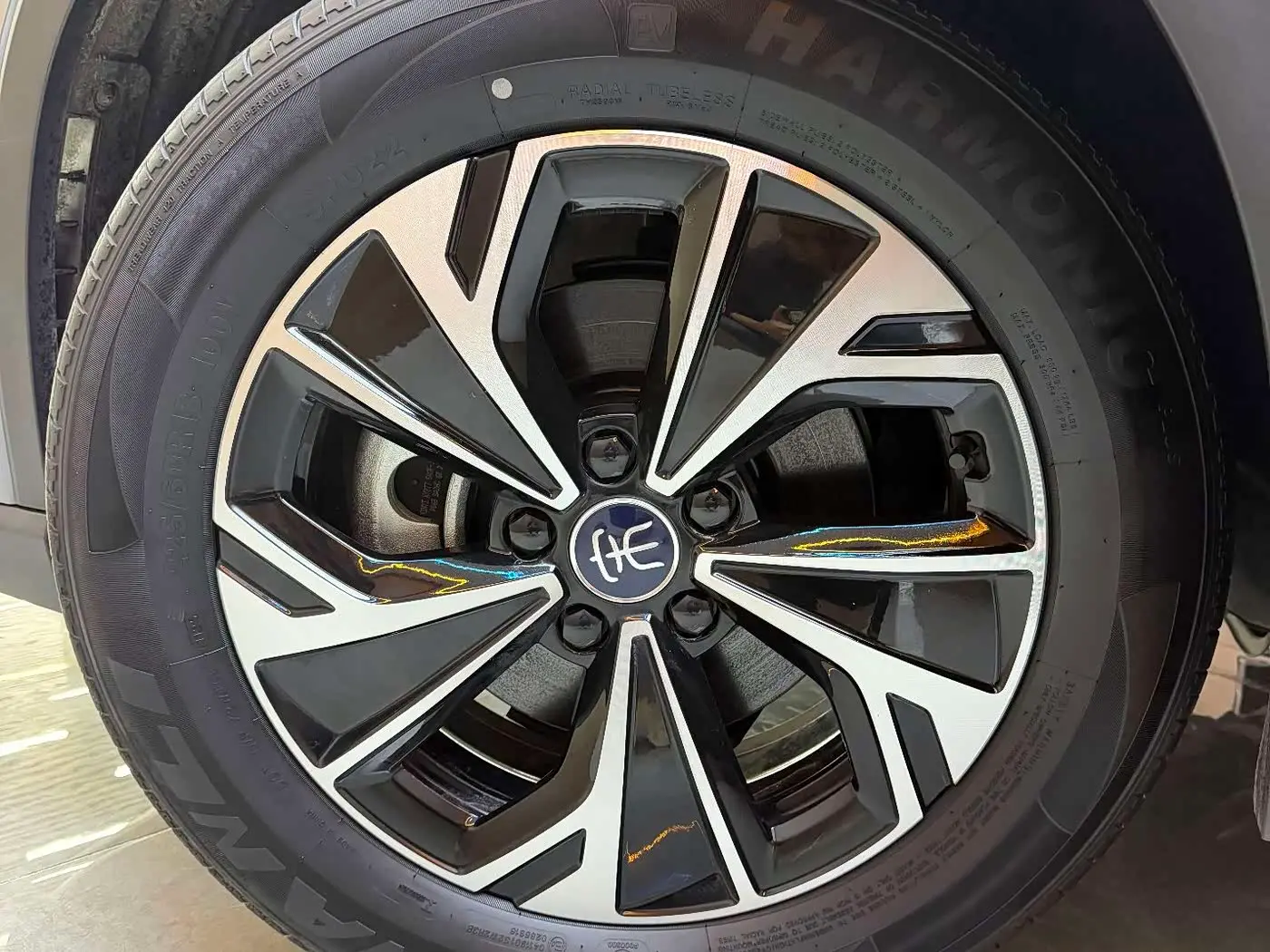 BYD Song Pro New Energy 2025 — Photo 15/20