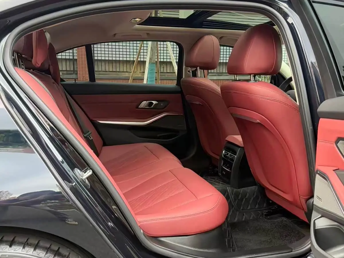 BMW 3 Series 2025 — Şəkil 12/15