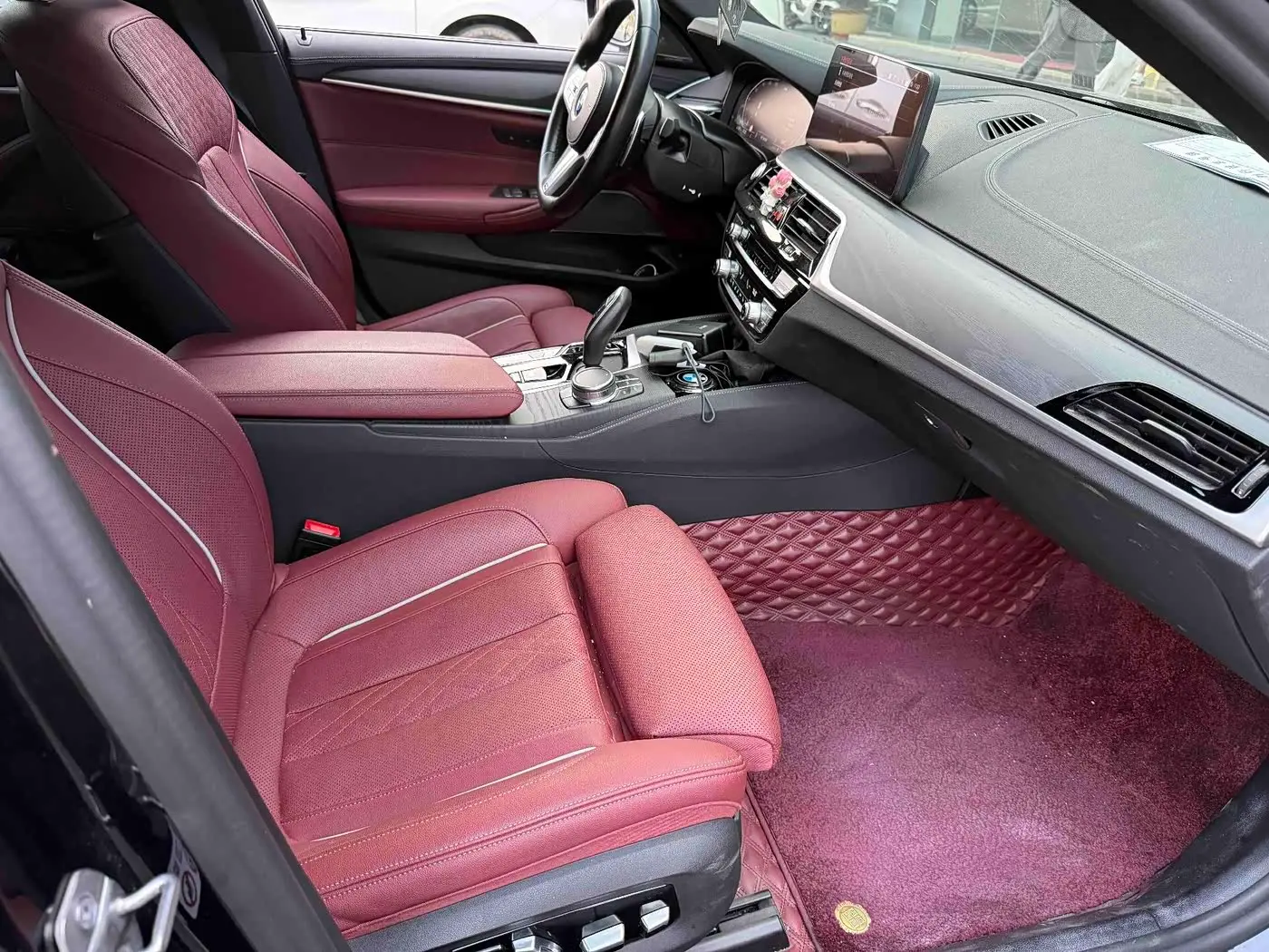 BMW 5 Series 2022 — Photo 4/6