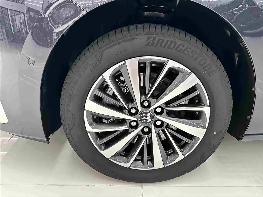 Buick GL8 New Energy 2025 — Şəkil 4/19