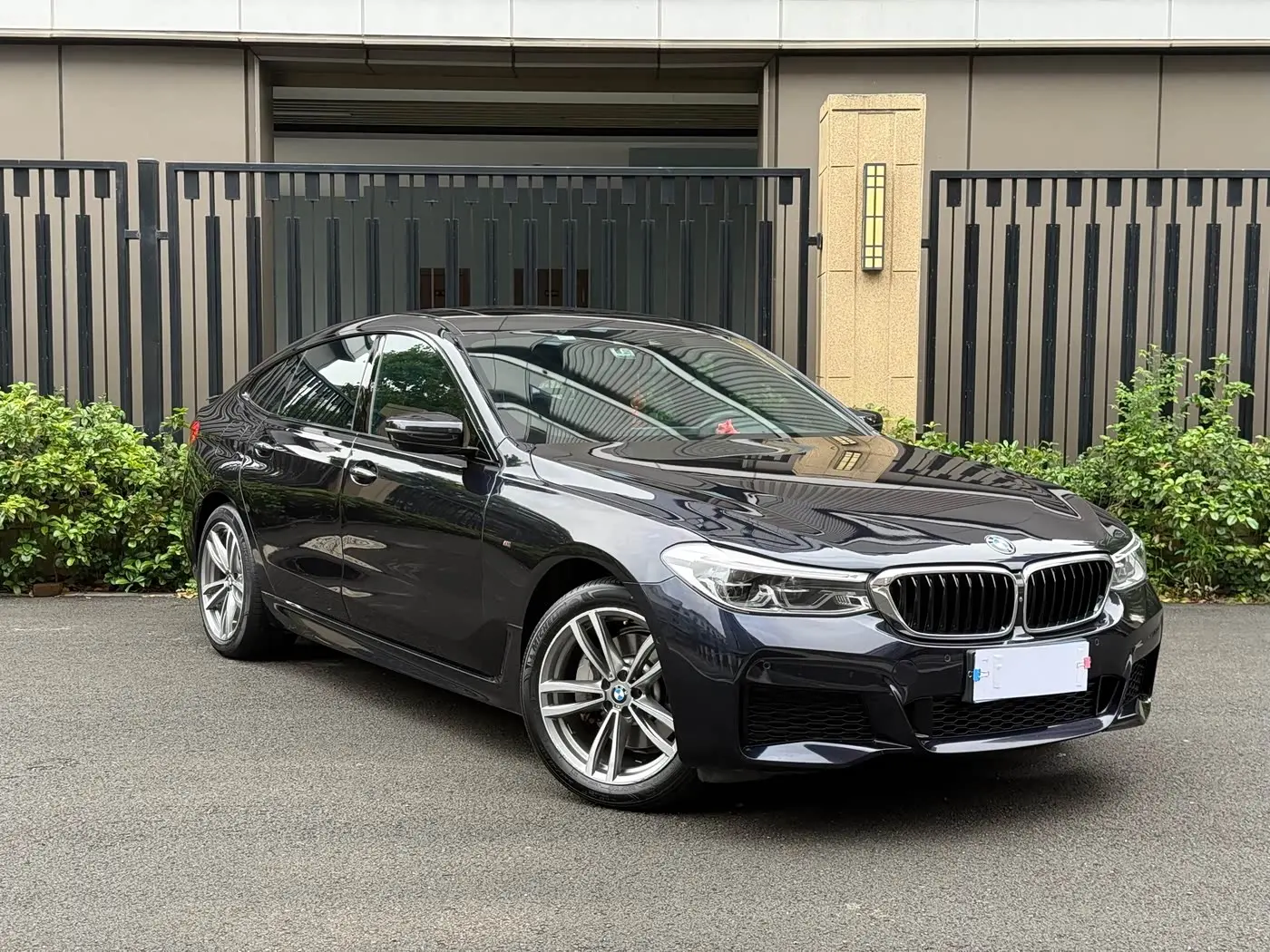 BMW 6 Series GT 2018 — Photo 3/12