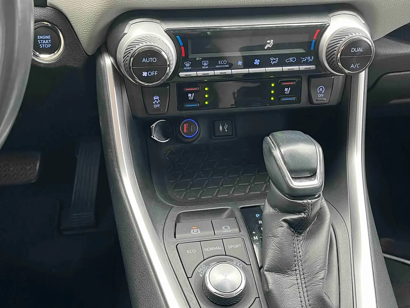Toyota Wildlander 2020 — Фото 11/13