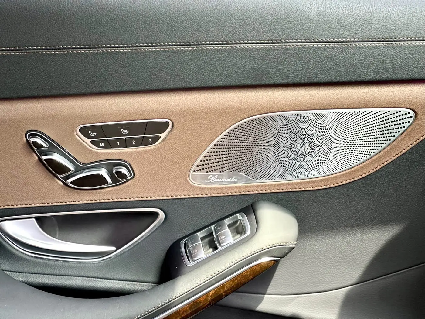 Mercedes-Benz Maybach S-Class 2016 — Photo 12/20