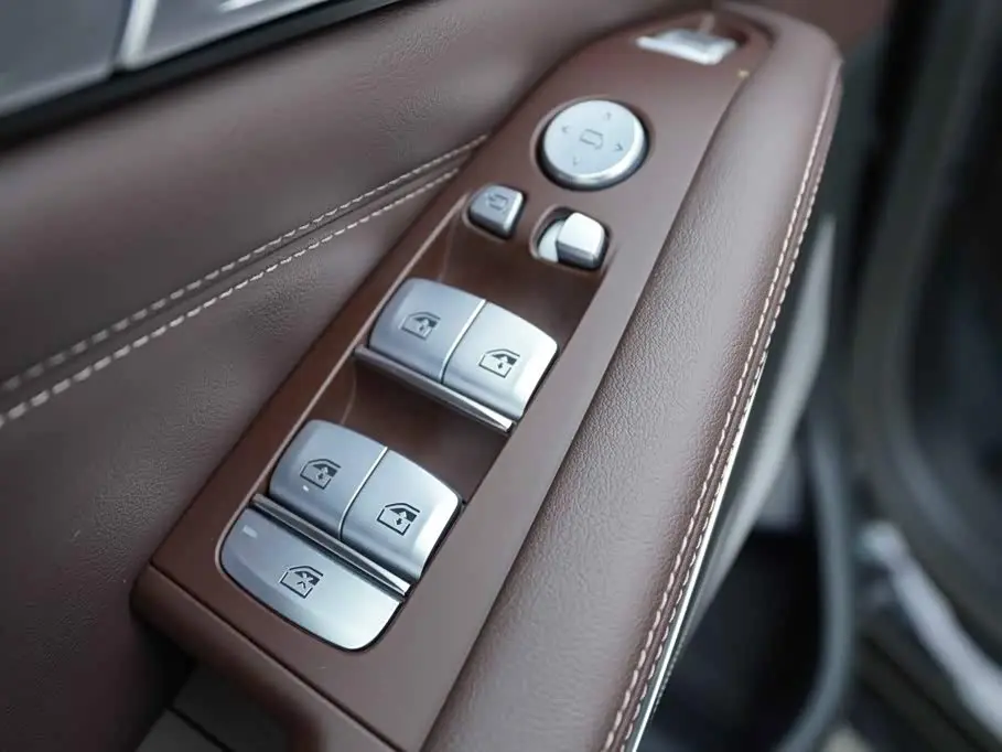 BMW X5 2023 — Photo 11/20