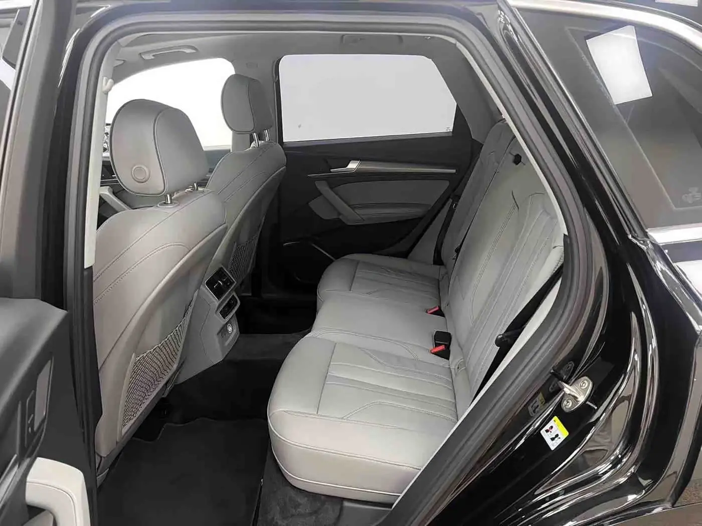 Audi Q5L 2021 — Photo 12/20