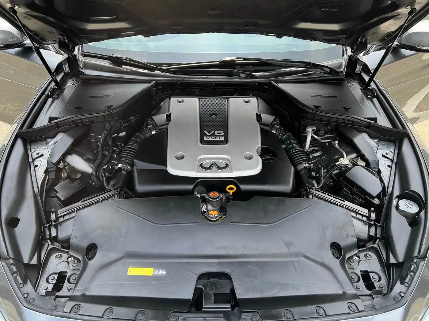Infiniti Q50 2017 — Фото 18/20