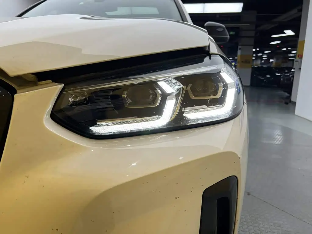 BMW X3 2024 — Photo 8/20