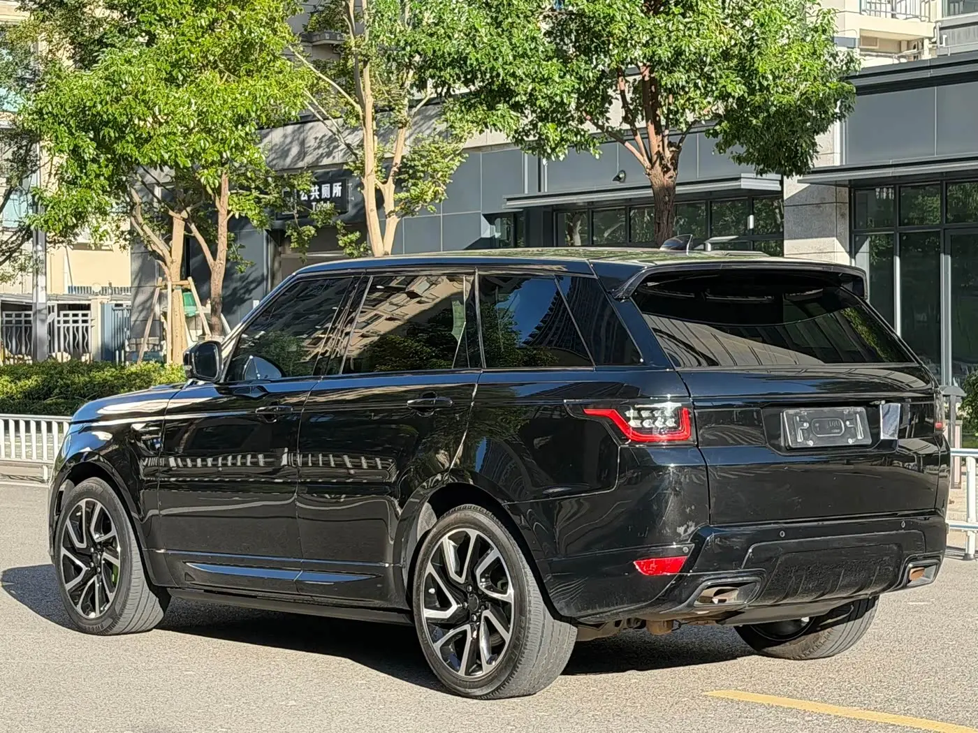 Land Rover Range Rover Sport 2020 — Şəkil 19/20