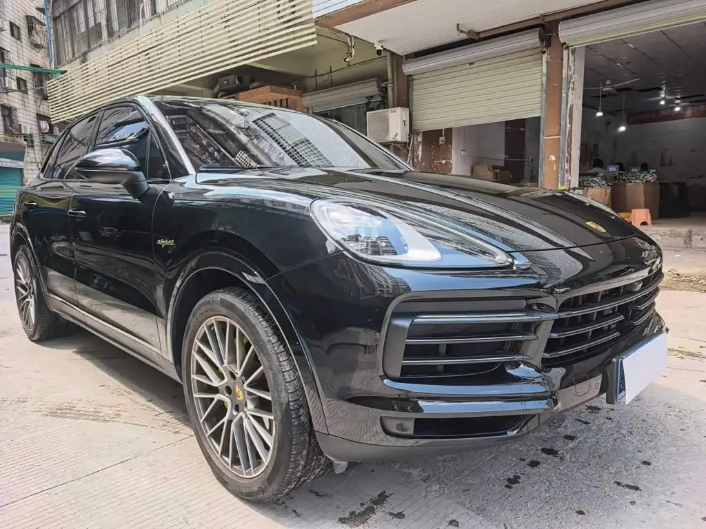 Porsche Cayenne New Energy 2023 — Şəkil 3/13