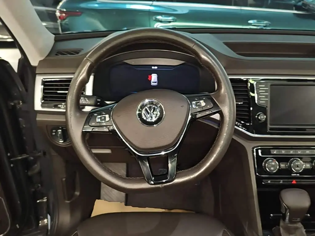 Volkswagen Teramont 2017 — ფოტო 11/20