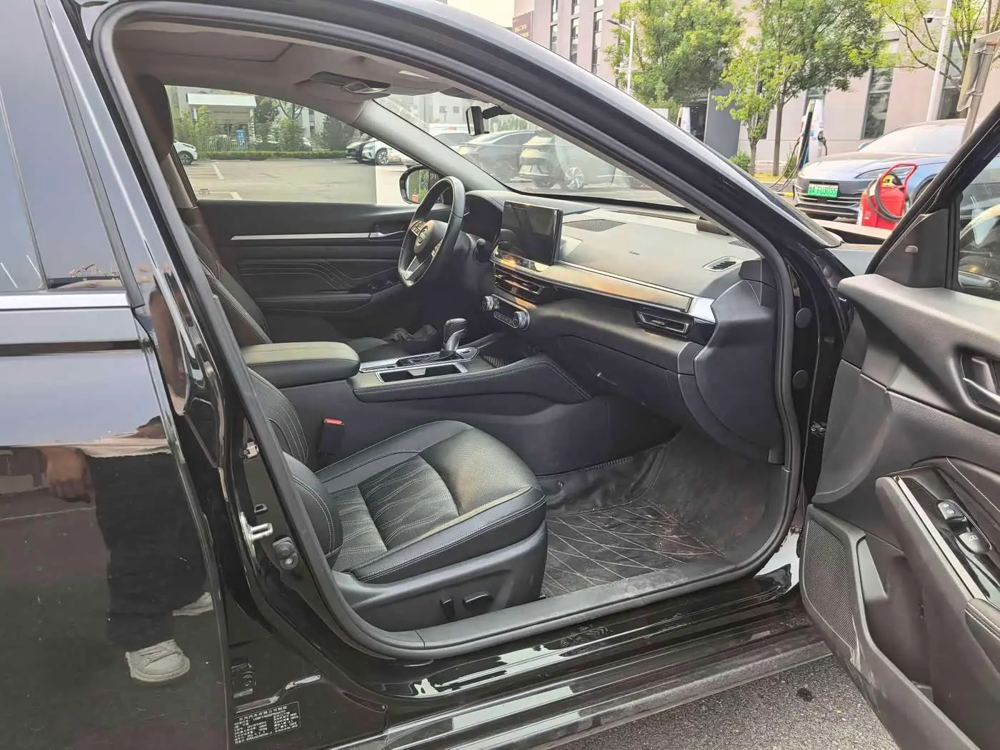 Nissan Teana 2023 — Photo 7/8