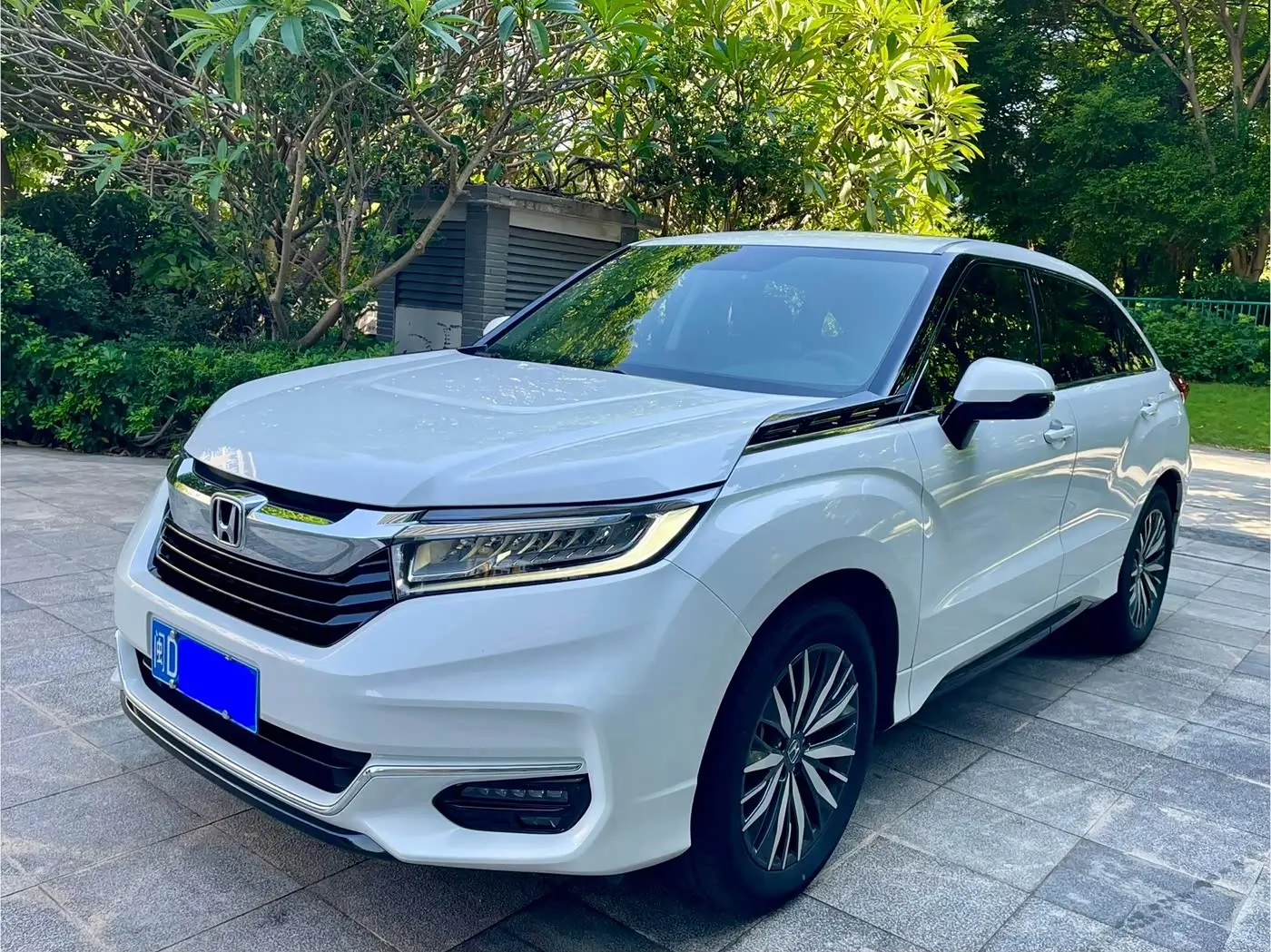 Honda Avancier 2021 — Фото 1/17