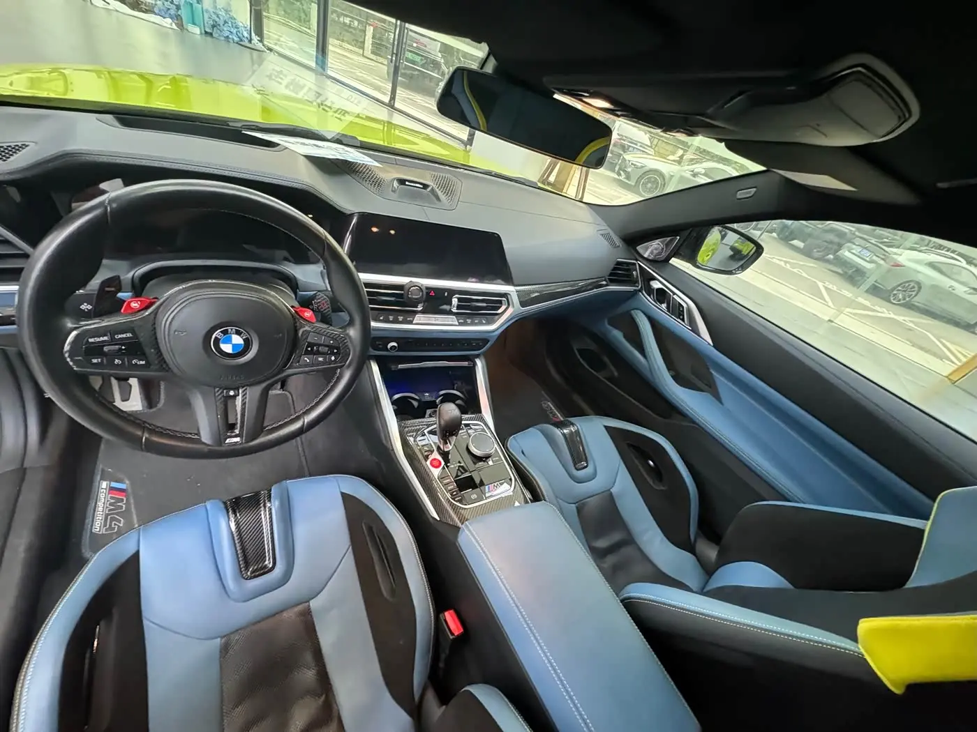 BMW M4 2023 — Photo 7/9