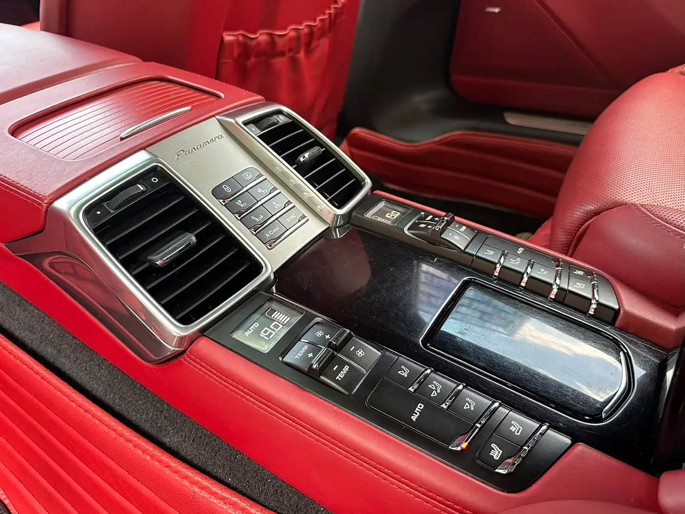 Porsche Panamera 2014 — Photo 15/20