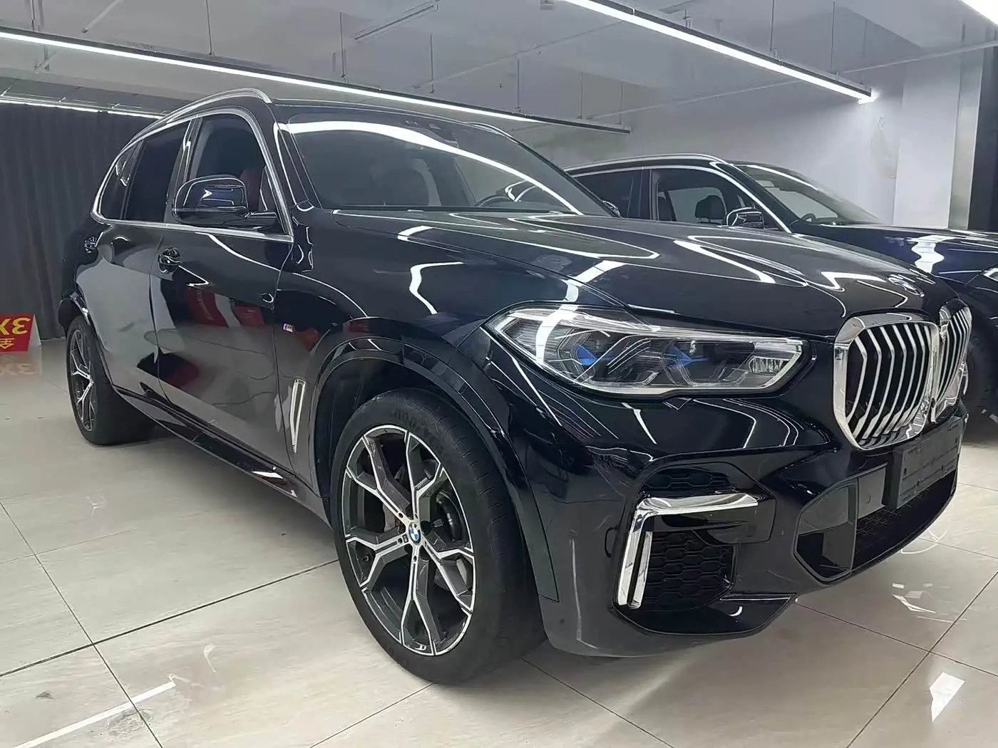 BMW X5 2022 — Фото 2/10