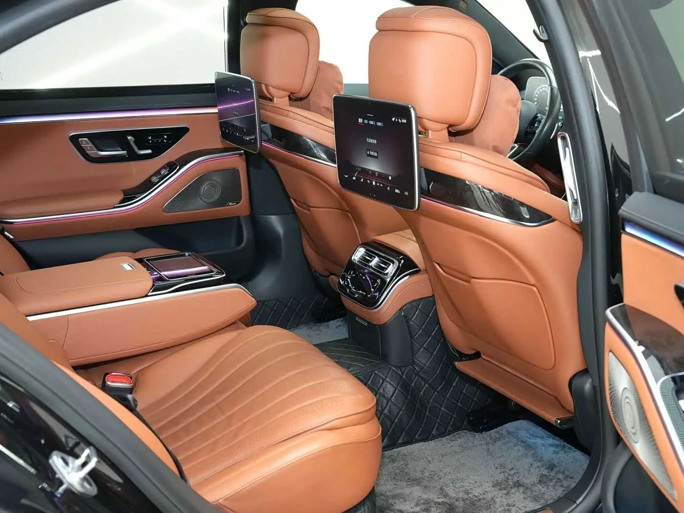 Mercedes-Benz S-Class 2021 — Photo 11/20