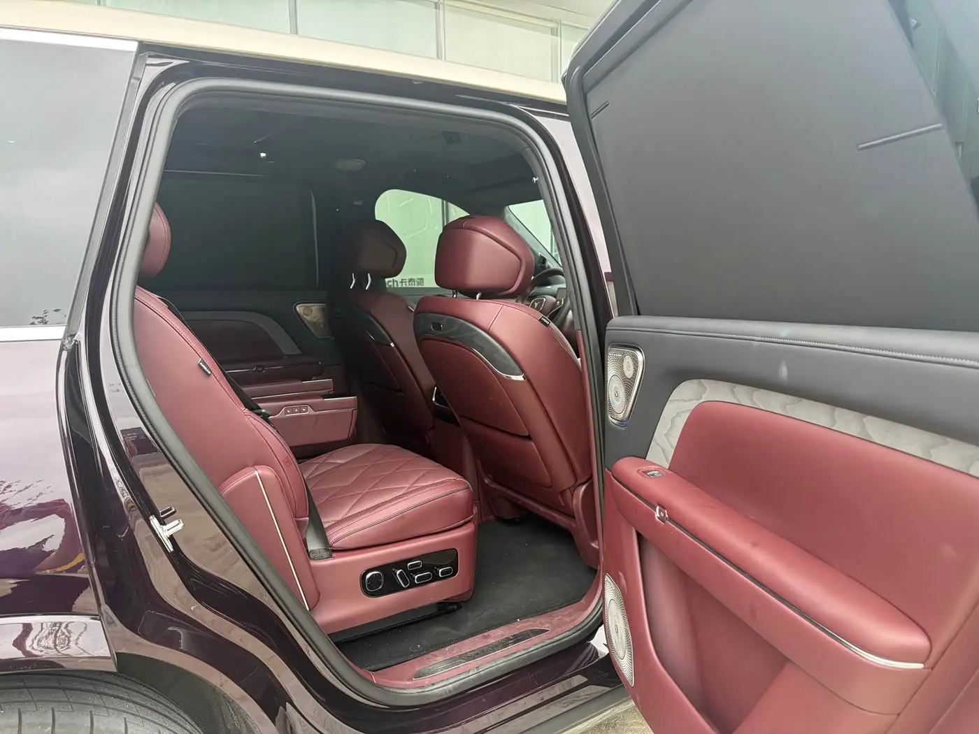 Voyah Auto VOYAH Taisan 2025 — Photo 9/10