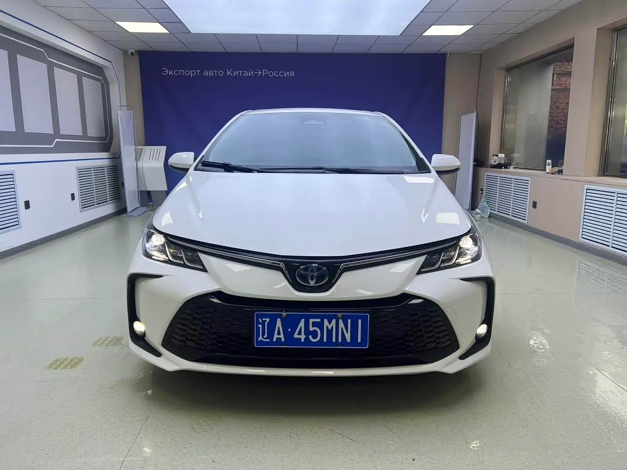 Toyota Corolla 2023 — Şəkil 2/19