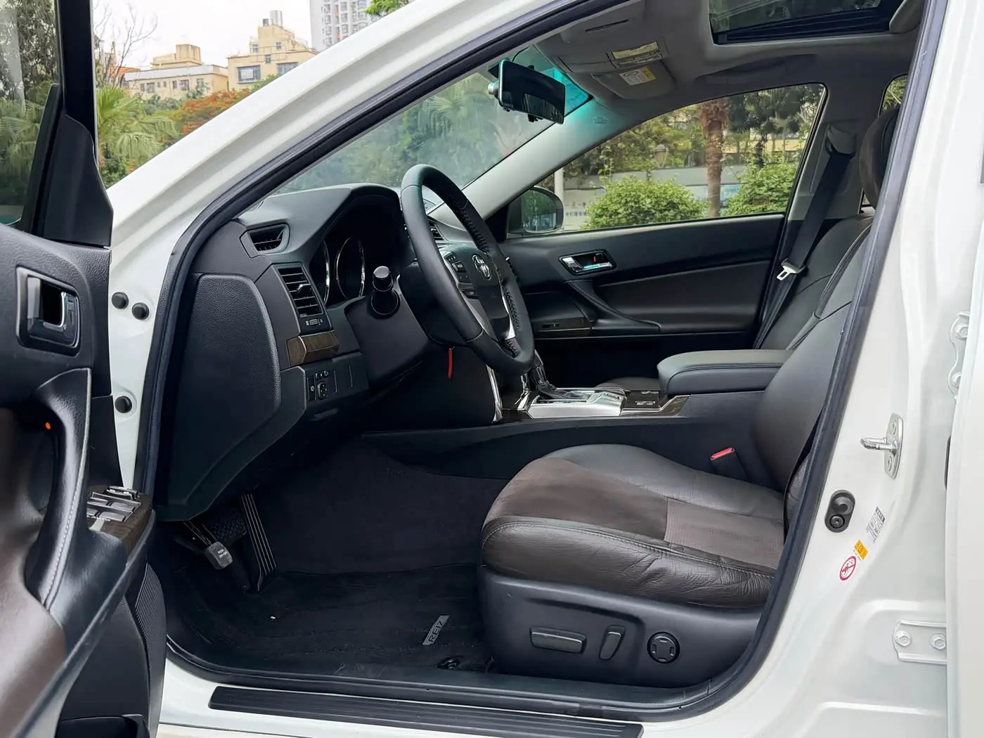 Toyota Reiz 2016 — Şəkil 8/20