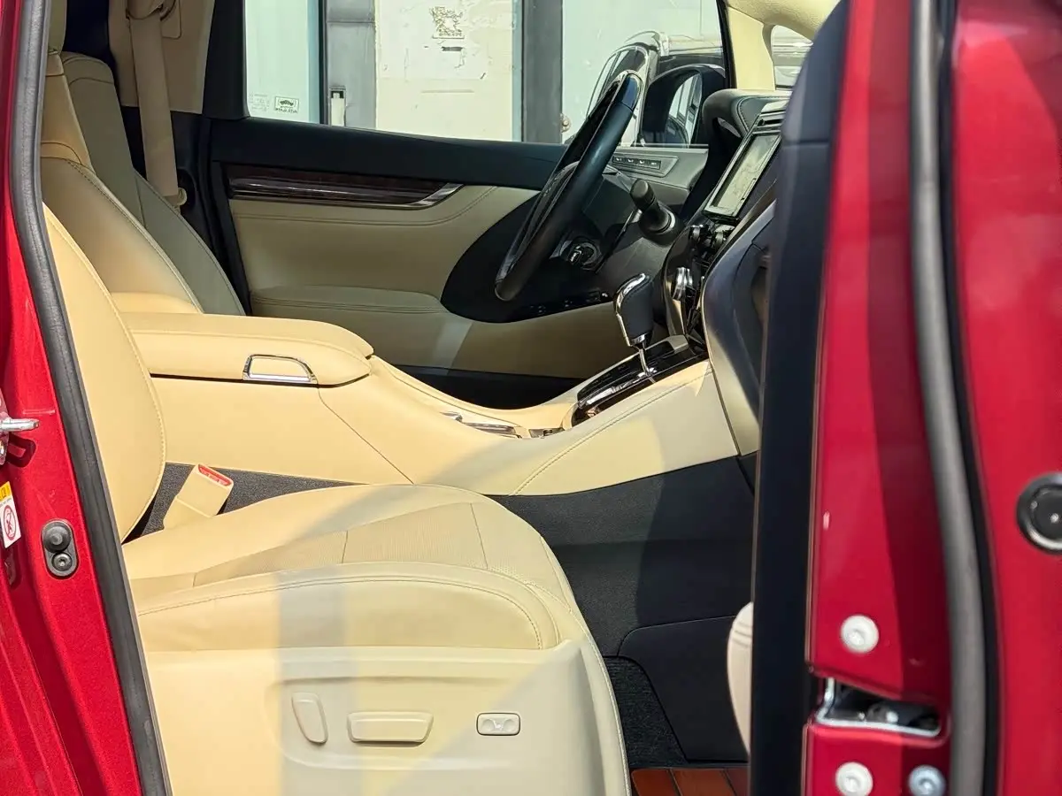 Toyota Alphard 2018 — Şəkil 16/20