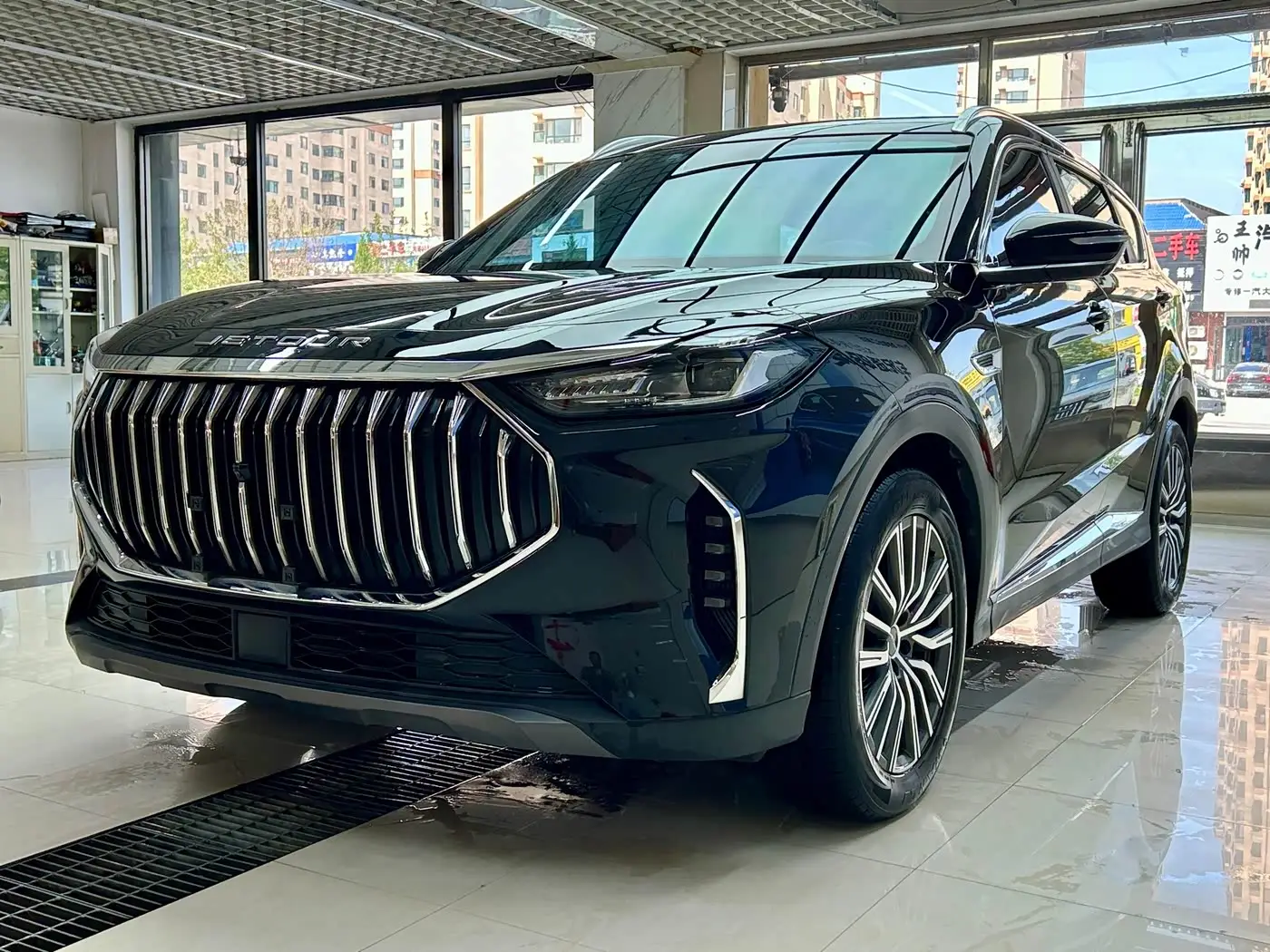Jetour X70 PLUS, 2023