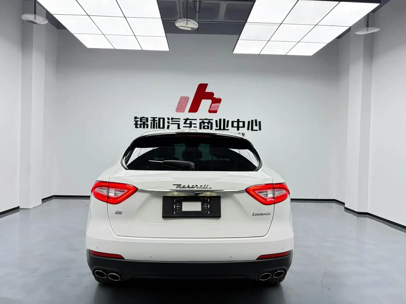 Maserati Levante 2018 — Şəkil 9/12