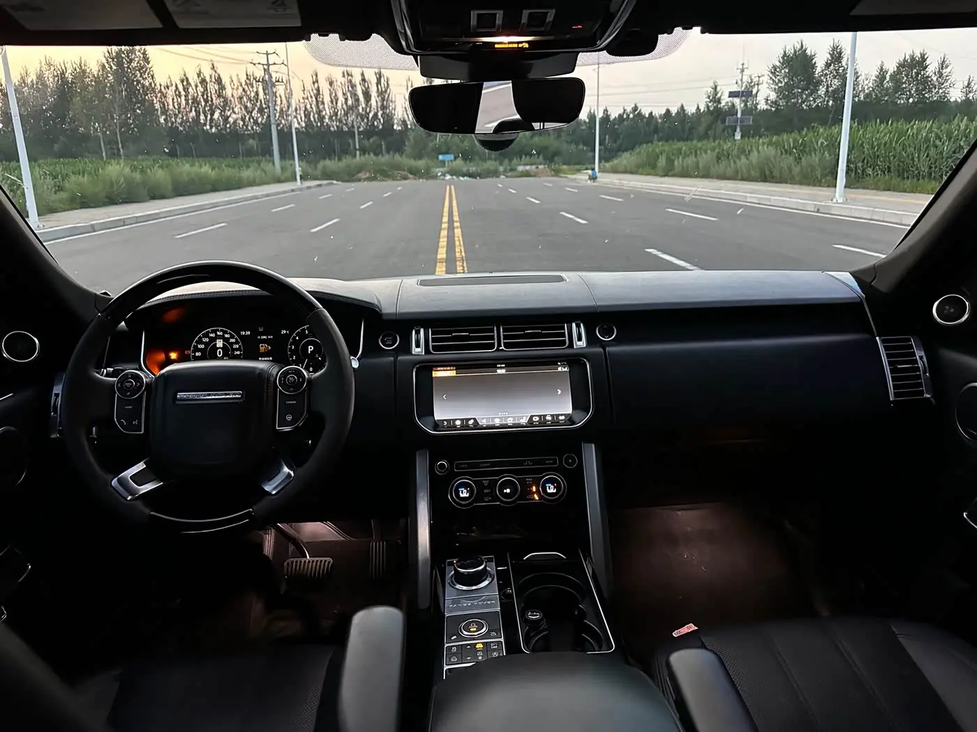Land Rover Range Rover 2018 — Фото 5/9