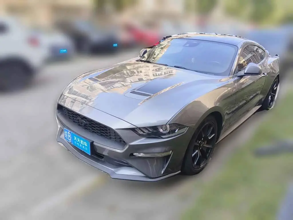 Ford Mustang 2022 — Photo 1/13