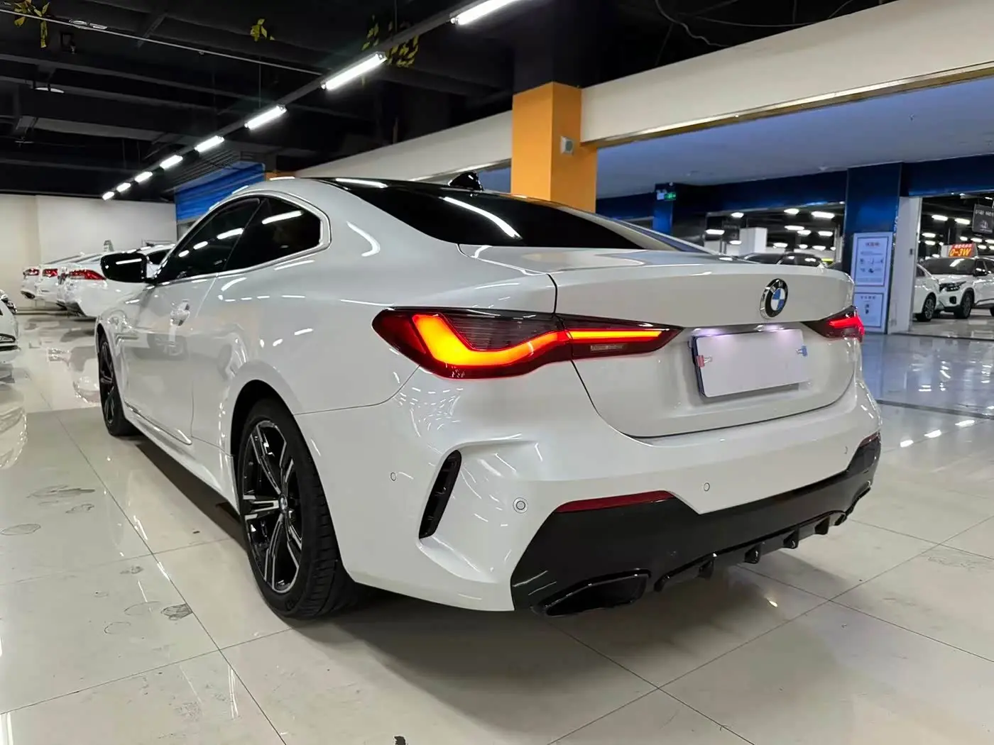 BMW 4 Series 2022 — Şəkil 8/16