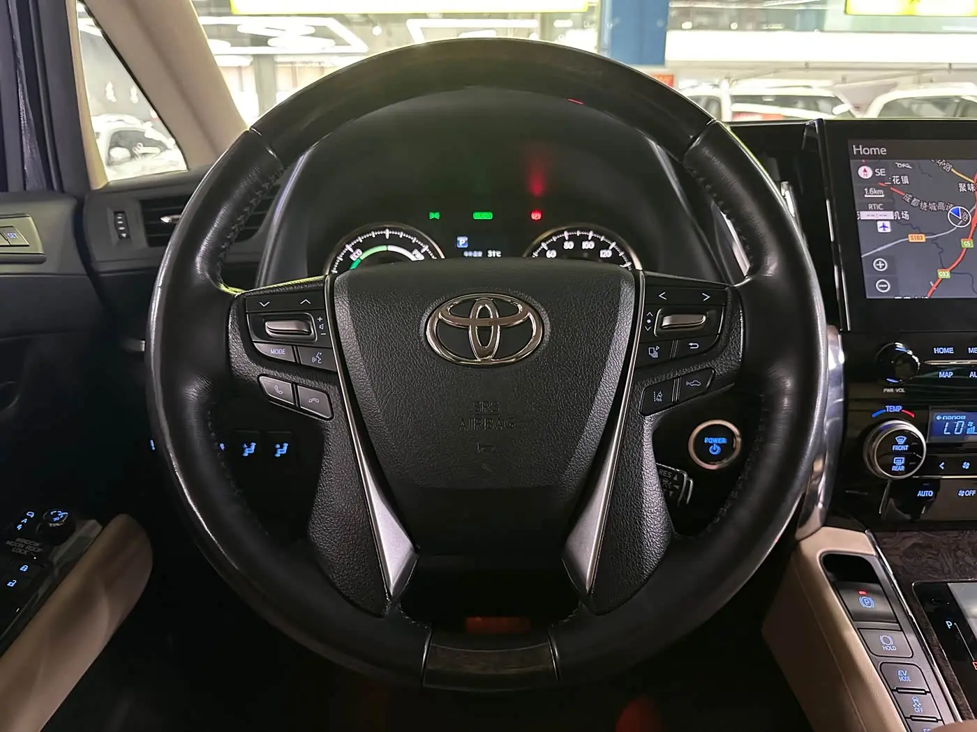 Toyota Vellfire 2021 — Photo 12/16
