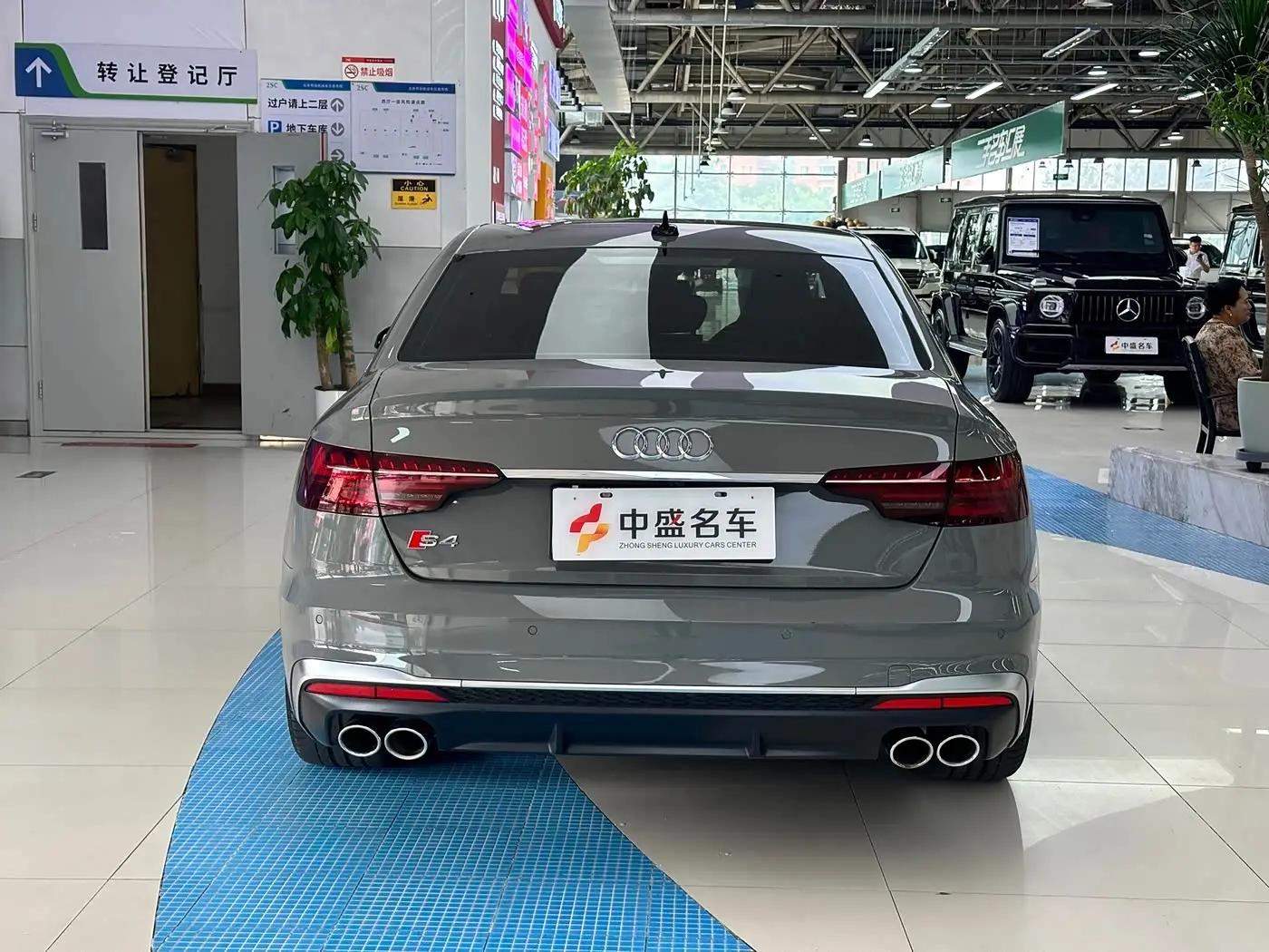 Audi S4 2021 — Photo 6/20