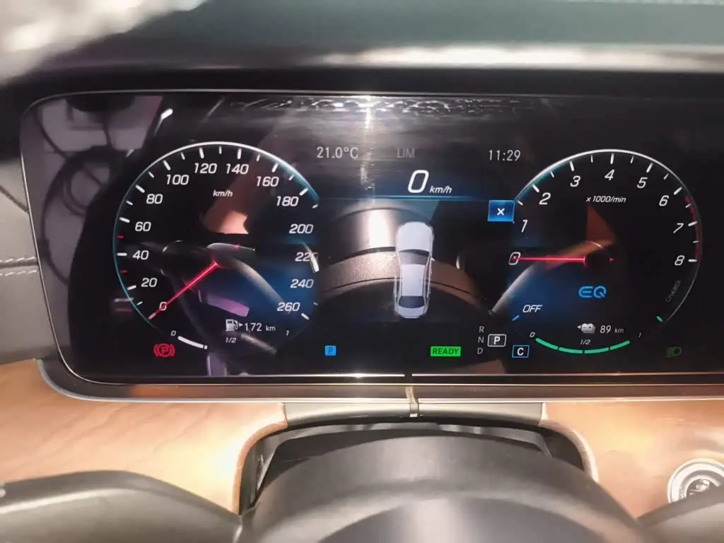 Mercedes-Benz E-Class New Energy 2021 — Şəkil 12/20