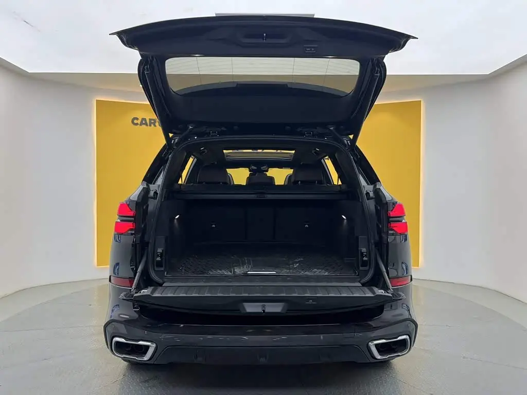 BMW X5 2024 — Photo 8/20