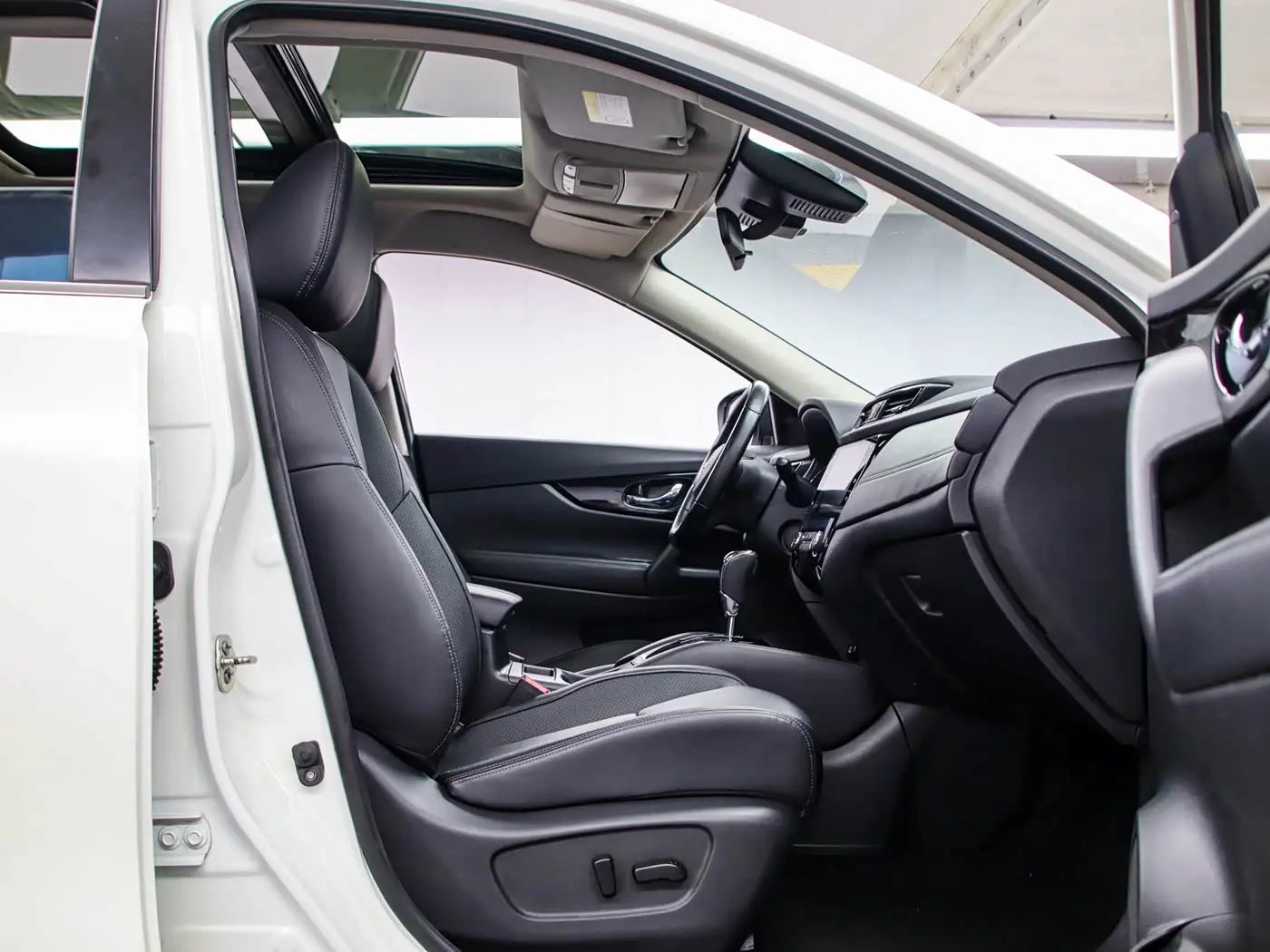 Nissan X-Trail 2022 — Şəkil 12/20