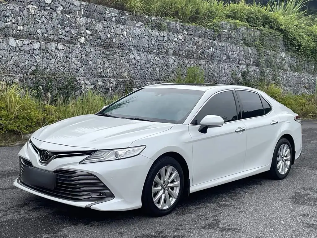 Toyota Camry, 2018