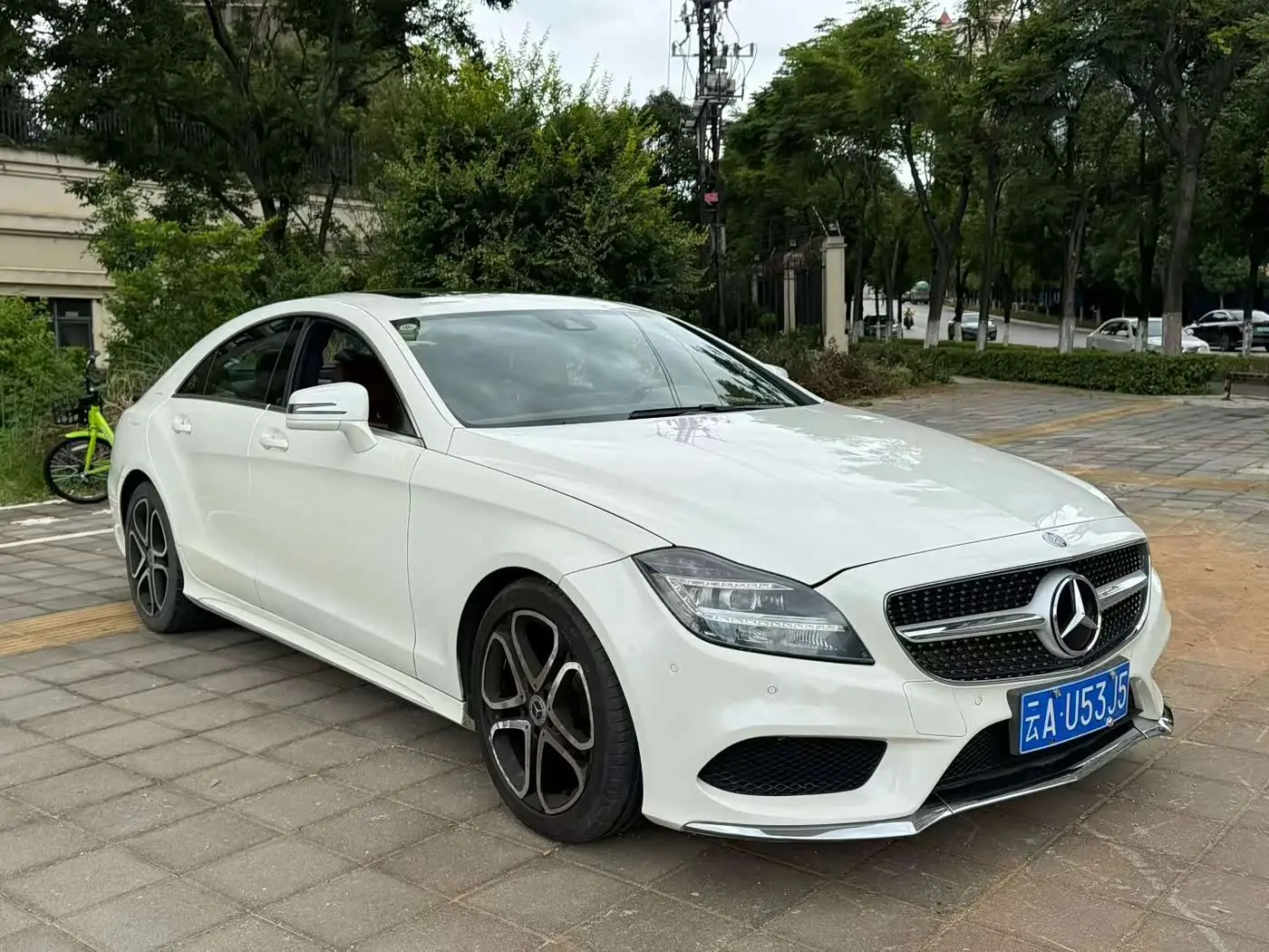 Mercedes-Benz CLS 2015 — Фото 2/9