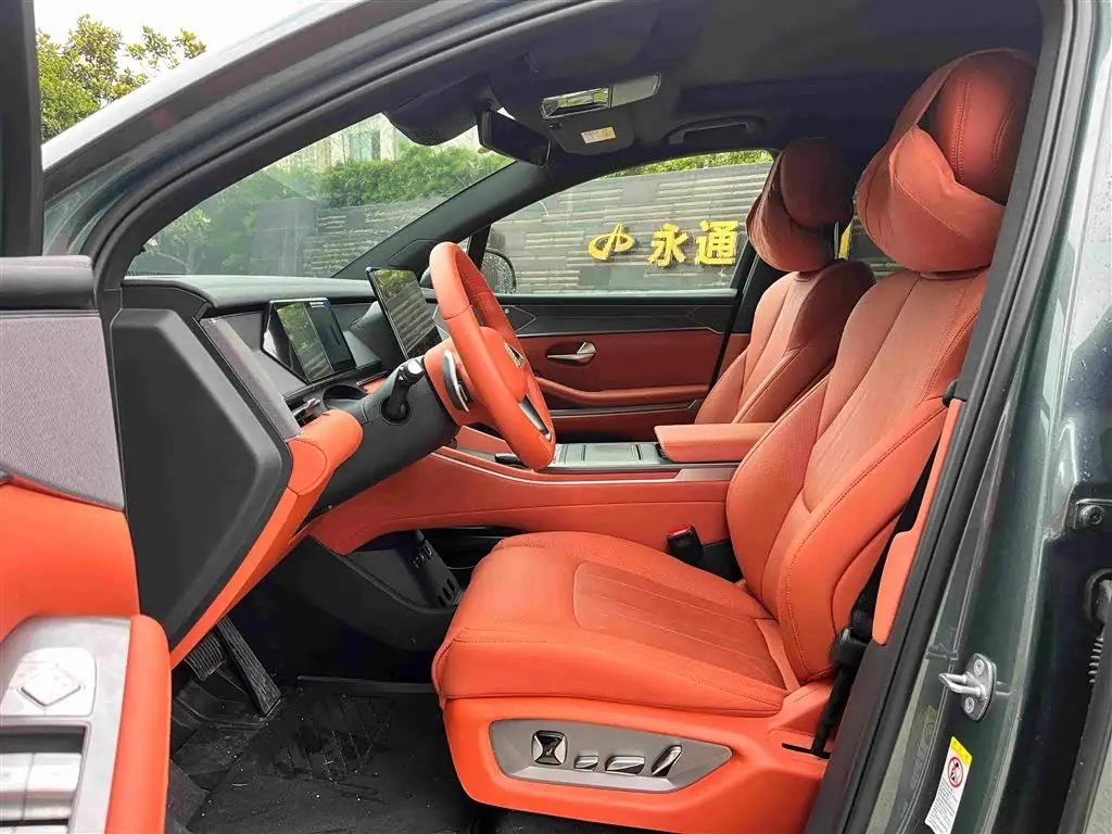 BYD Tang L 2025 — Photo 7/16