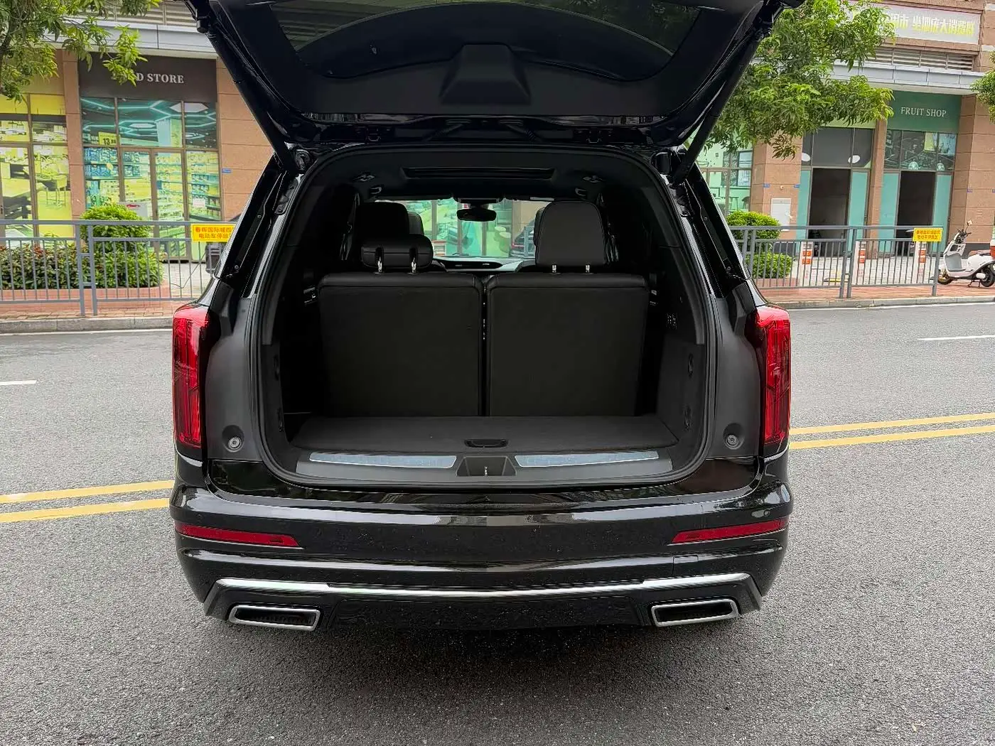 Cadillac XT6 2022 — Фото 11/20