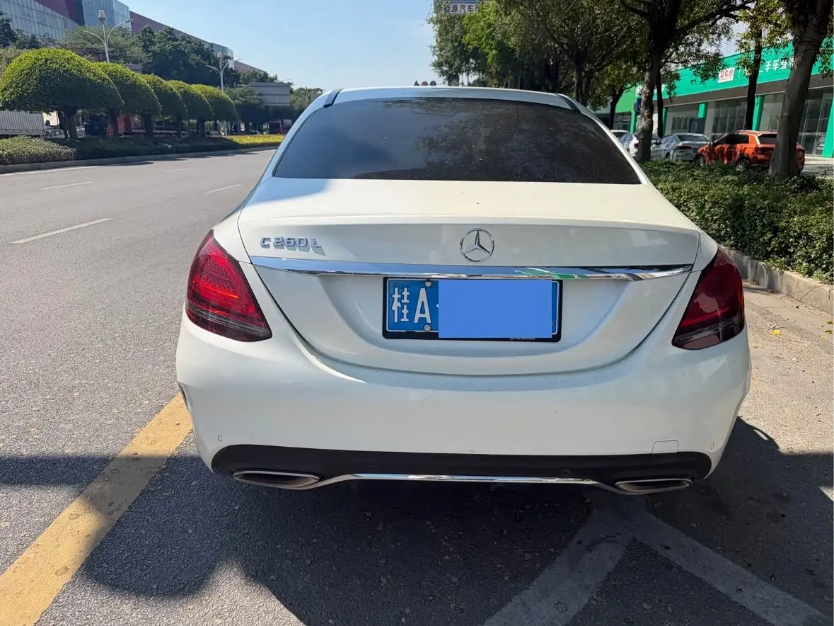Mercedes-Benz C-Class 2019 — Фото 5/11